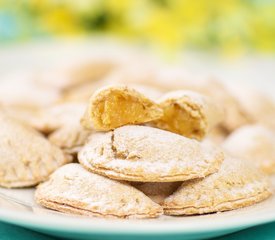 Pineapple Empanaditas (Mini-Pineapple Pockets)