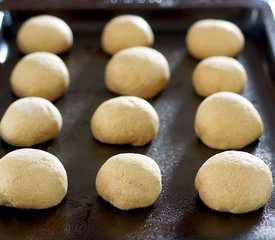 Spiced Sweet Potato Dinner Rolls