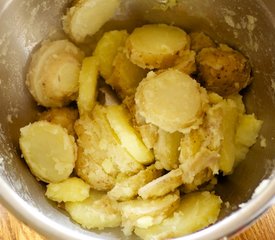 Super Crispy Oven Roasted Potatoes