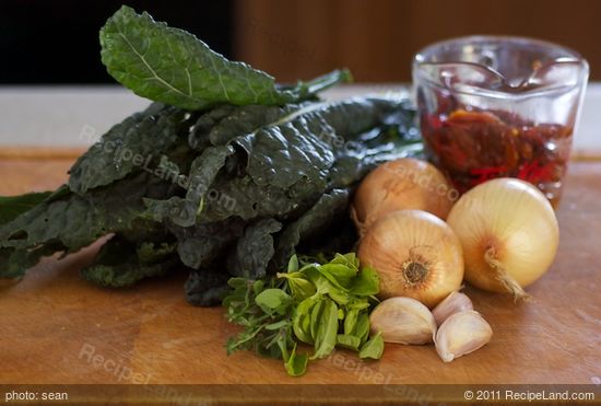 First gather together these a few ingredients to prepare the filling.