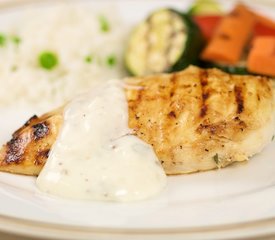 Grilled Chicken with Yogurt Sauce