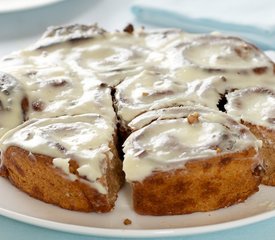 Cinnamon Buns with Cream Cheese and Maple Glaze