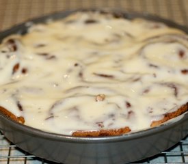 Cinnamon Buns with Cream Cheese and Maple Glaze