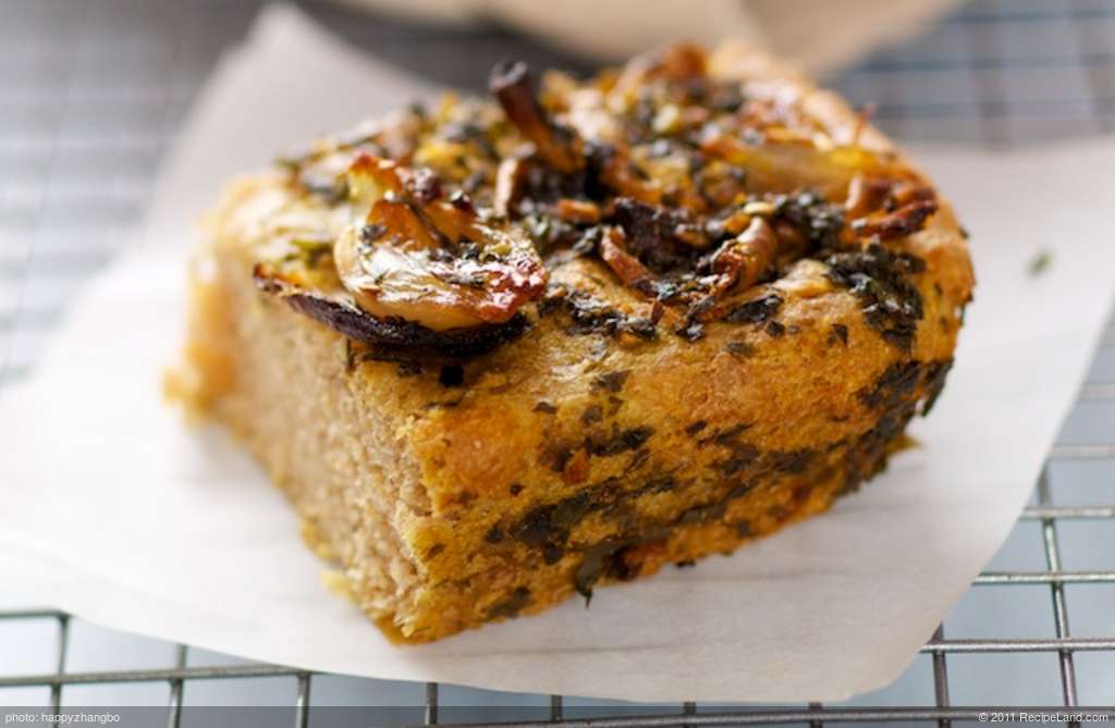 Caramelized Shallots, Basil-Olive Oil and Goat Cheese Bread recipe