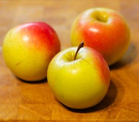 Fresh Apple Cake with Cream Cheese Frosting