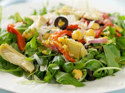 Arugula, Chickpea, Roasted Pepper and Artichoke Salad