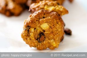 Apple-Oatmeal-Raisin Cookies recipe