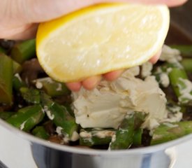 Linguine and Asparagus with Creamy Sauce