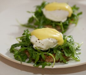 Arugula (Rocket) Eggs Benedict