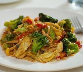 Broccoli, Fettuccine and Artichoke Hearts in Warm Sun-Dried Tomato Cream Sauce