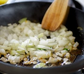 Chicken Breasts in Poblano Sauce