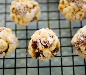 Rum and Raisin Christmas Popcorn Balls 