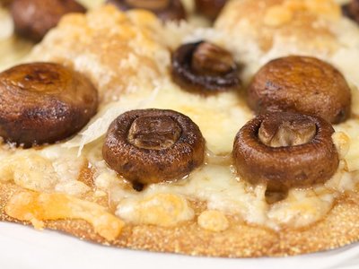 Cheesy Mushroom Pizza