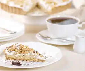 Bailey's Irish Cream Mousse Pie