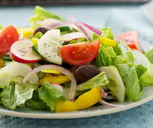 Classic Mediterranean Salad