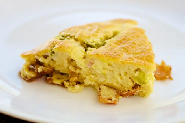 Bacon Bisquick Breakfast Pie