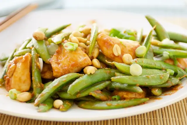 15 Minute Sichuan-Style Chicken with Peanuts