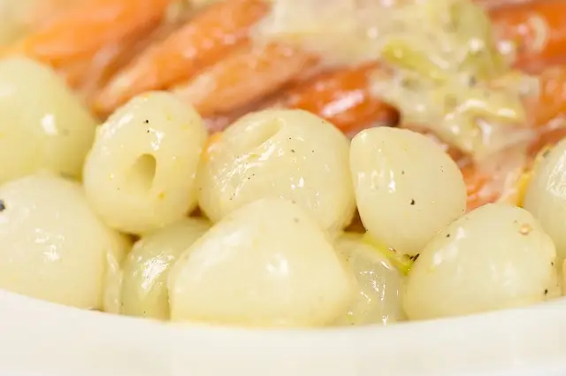 Baby Carrots & Onions in Cream (Irish)