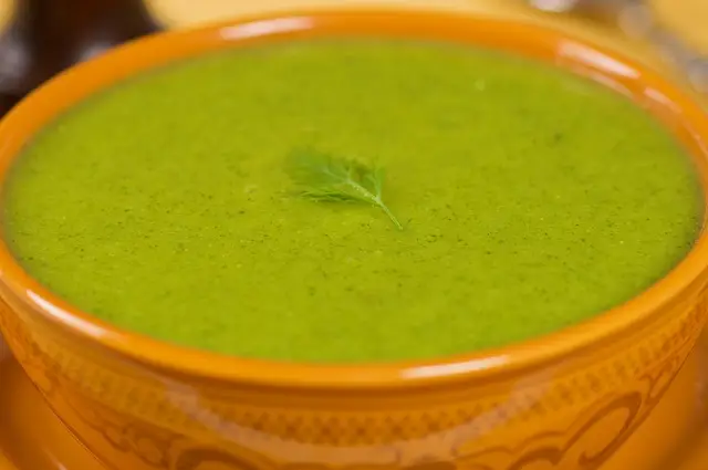 Herbed Zucchini Soup