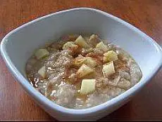 Crockpot Irish Oatmeal with Apples