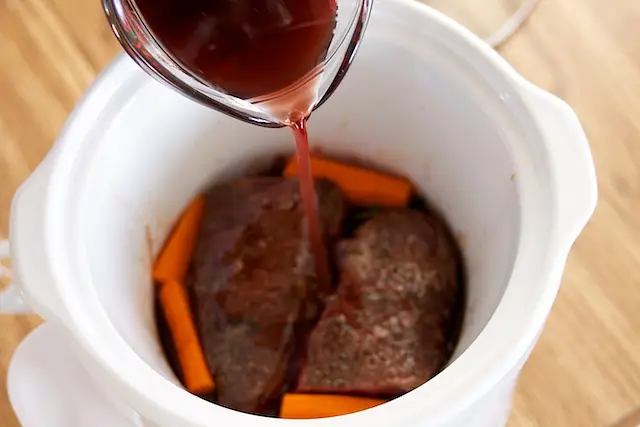 Pour the red wine over top.