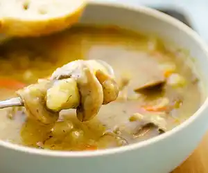 Russian Mushroom & Potato Soup