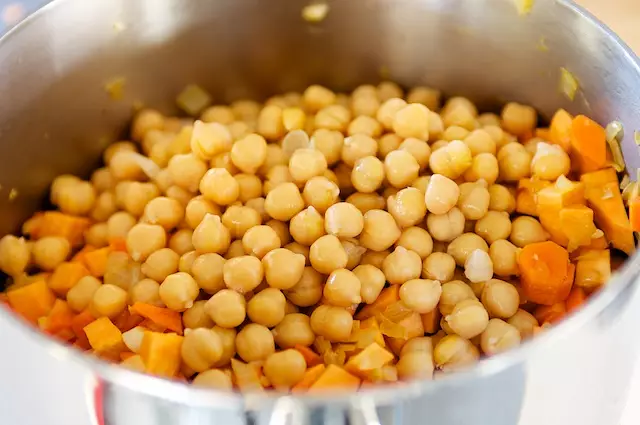 Add the chickpeas.