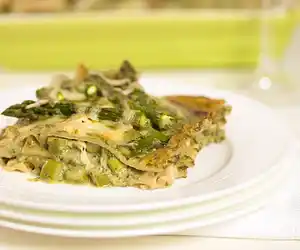 Asparagus Basil-Pesto Lasagna