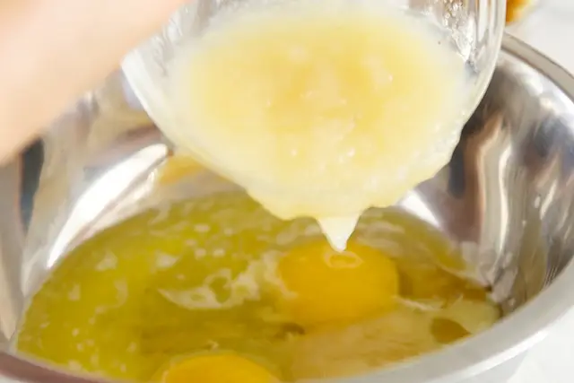 Next pour applesauce in.