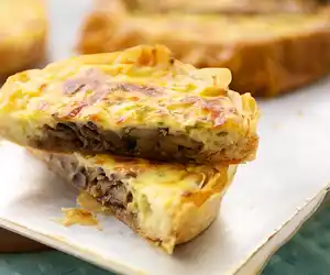 Cheesy Mushroom Phyllo Tartlets