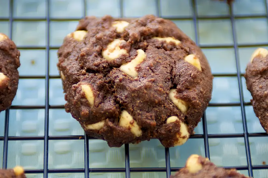 Hershey's White Chip Chocolate Cookies