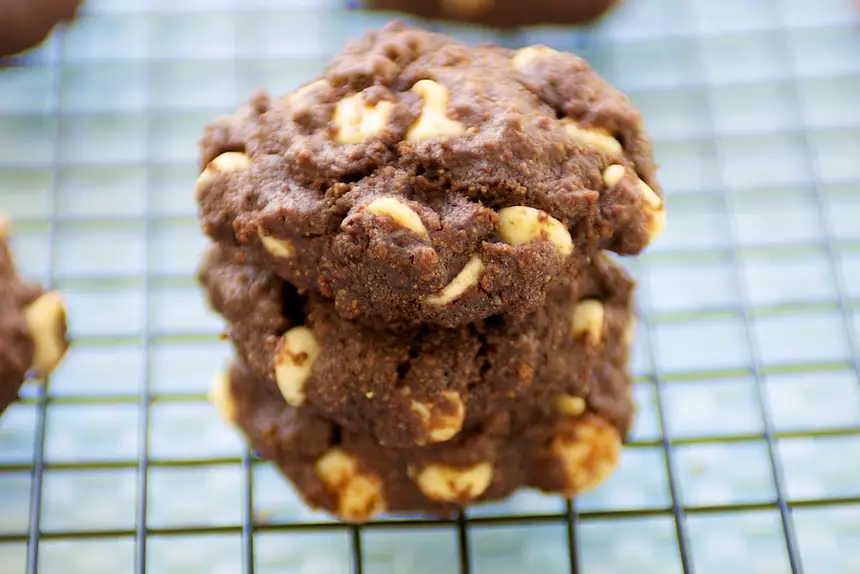 Hershey's White Chip Chocolate Cookies