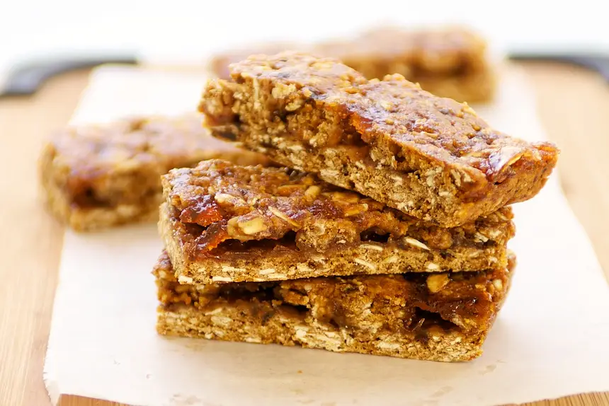 Raspberry-Fig Breakfast Bar