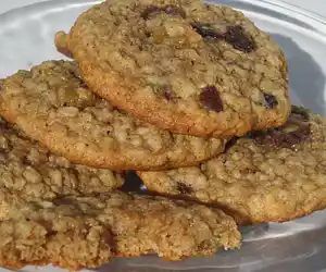 Amazingly Soft Oatmeal Cookies 