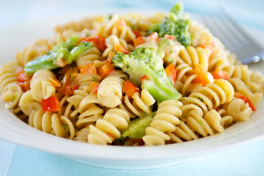 Easy Cheddar Pasta & Vegetables
