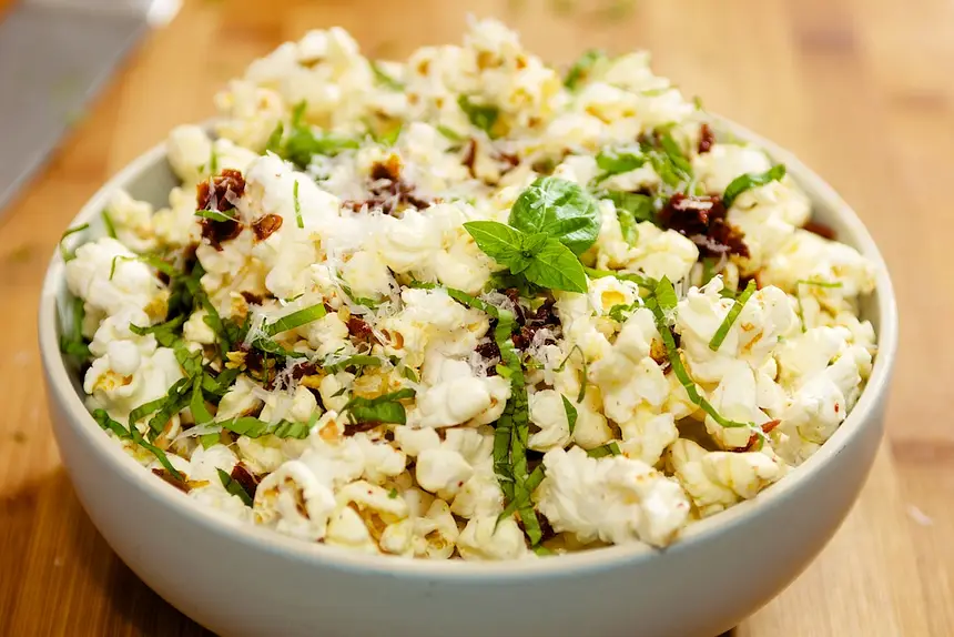 Popcorn with Basil & Sun-Dried Tomatoes