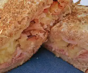 Grilled Hawaiian Sandwiches