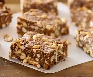 Crunchy Chocolate Peanut Butter Bars