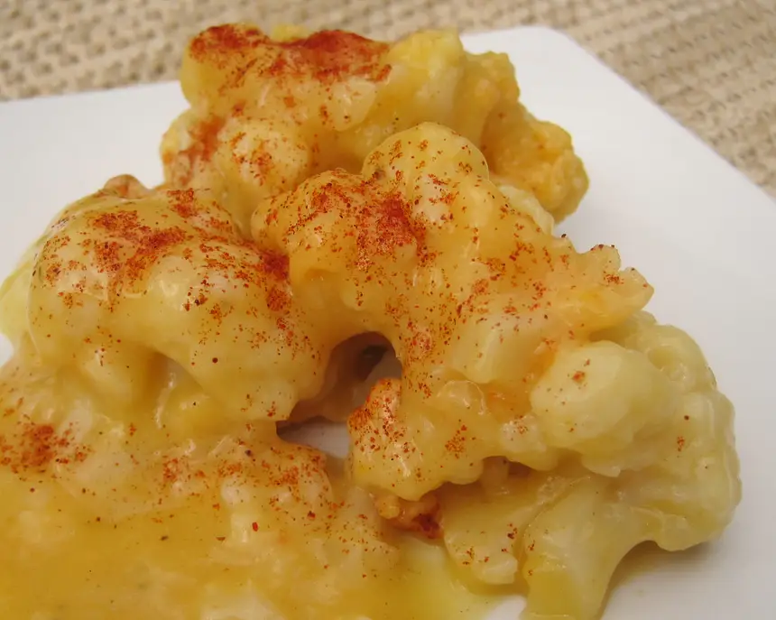Easy Cheesy Cauliflower Casserole
