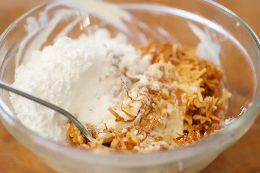Next make the frosting: