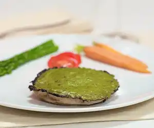 Cheesy Pesto Stuffed Mushrooms