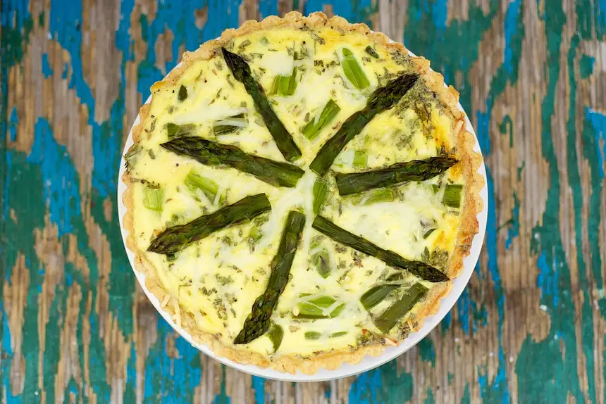 Bacon-Asparagus Quiche