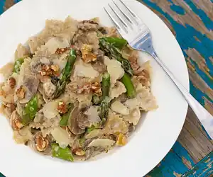 Cheesy Farfalle with Asparagus, Mushrooms & Toasted Walnuts