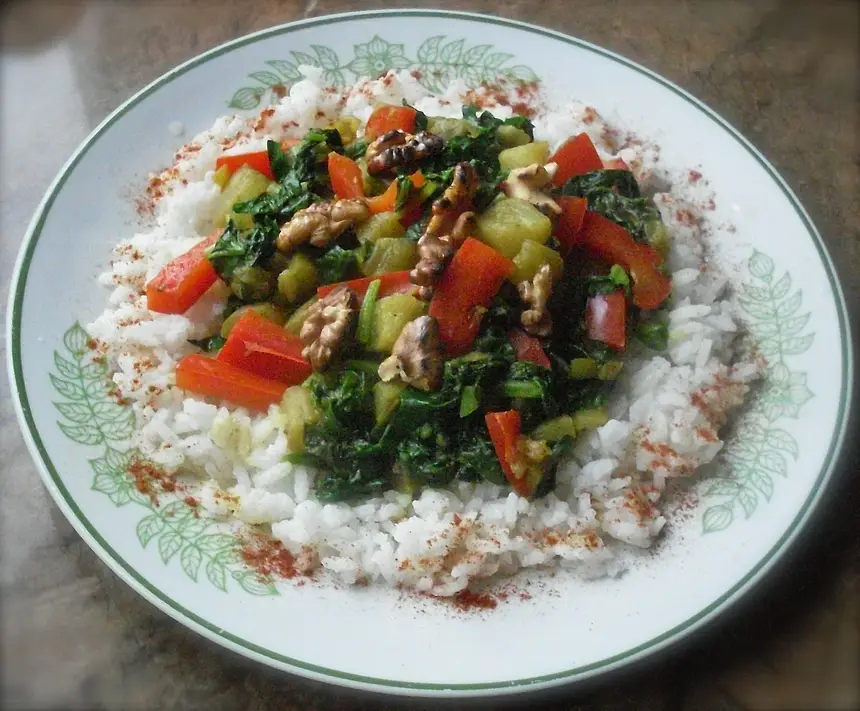 Eggplant, Red Pepper & Spinach Curry