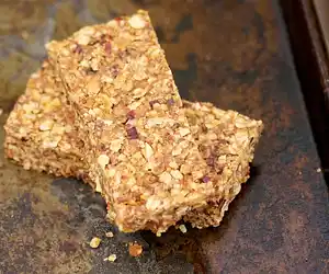 Almond, Peanut Butter & Dried Fruits Granola Bars