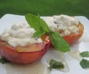 Grilled Peaches with Cream Cheese & Honey