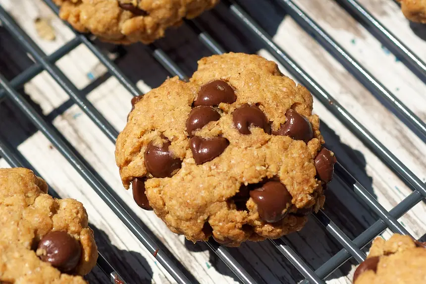 Amazing Peanut Butter Chocolate Chip Cookies