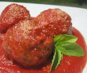 Nona's Meatballs