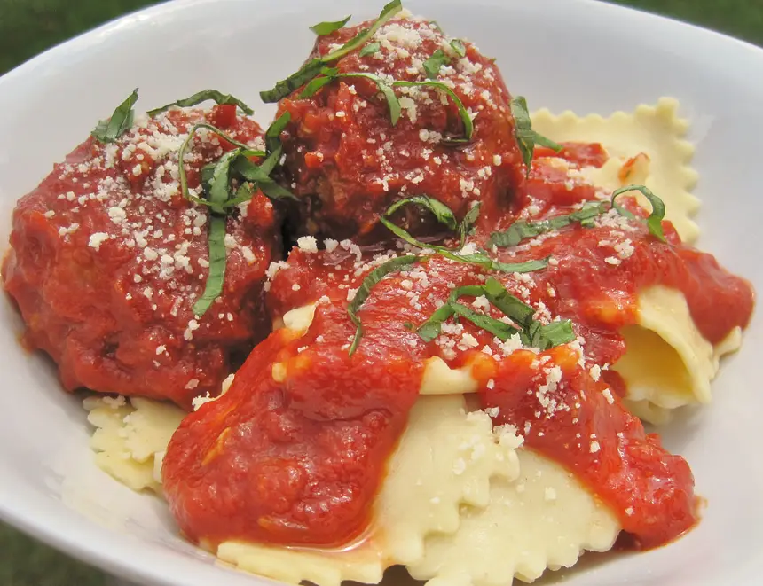 Nona's Meatballs