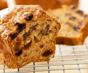 Linda's Whole Wheat Zucchini-Banana Bread